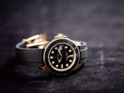 C厂劳力士金游艇3235机芯款跟正品有什么区别?