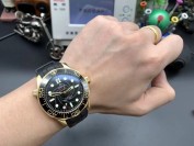 vs厂欧米茄海马007女王密使机芯评测